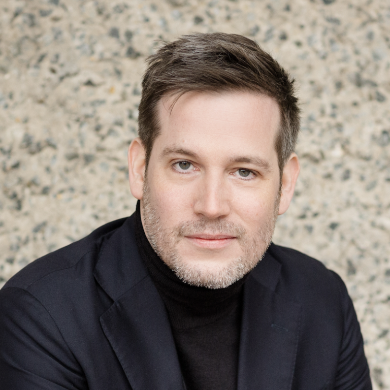 Daniel  Knapp